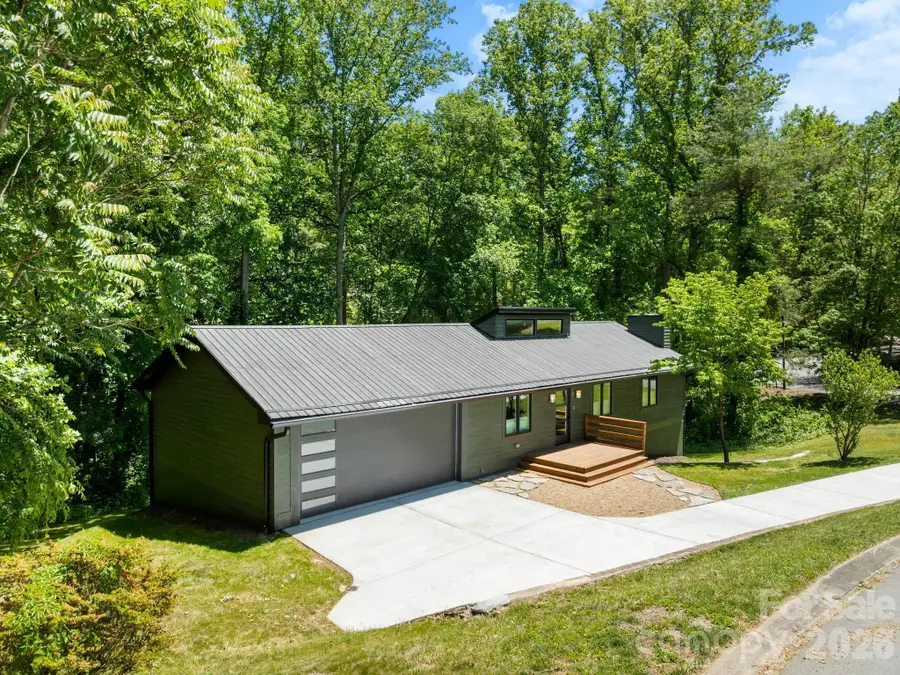 17 Muirfield Drive, Arden, NC 28704 - #2