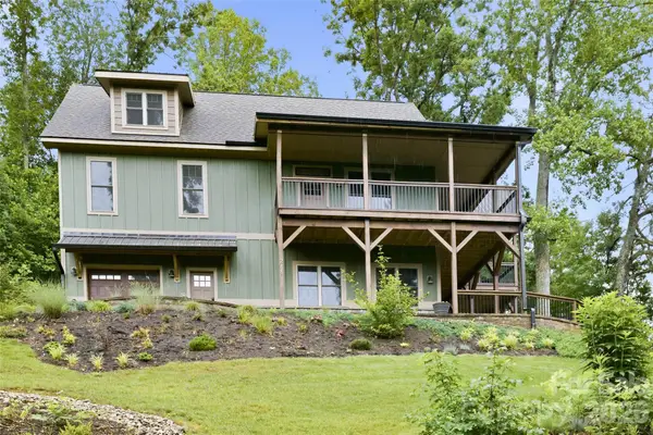 211 Wimbledon Court, Leicester, NC 28748