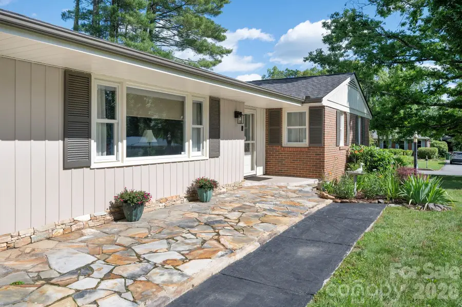 1 Oakwilde Drive, Asheville, NC 28803 - #3