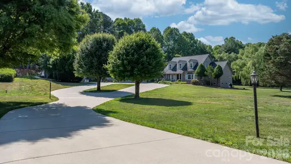 401 Redwood Court, Lenoir, NC 28645