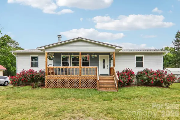 527 Trammell Avenue, Canton, NC 28716