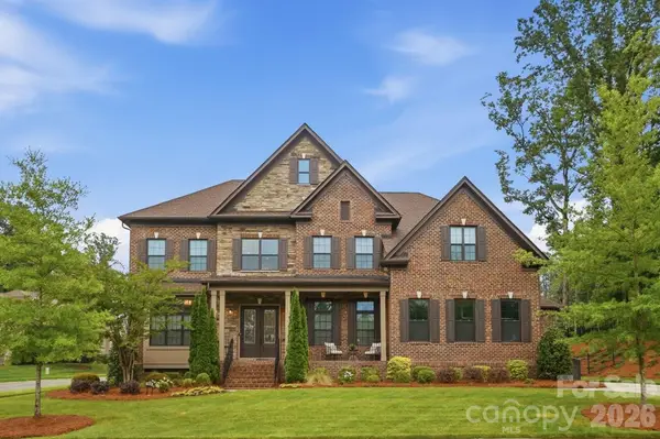 7626 Deerfield Manor Drive, Charlotte, NC 28270