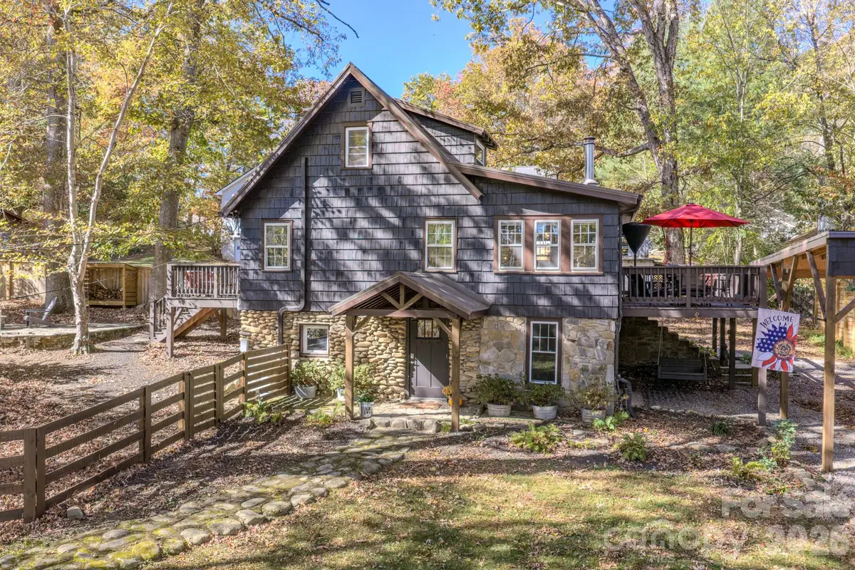 597 Tomahawk Avenue, Black Mountain, NC 28711 - #1