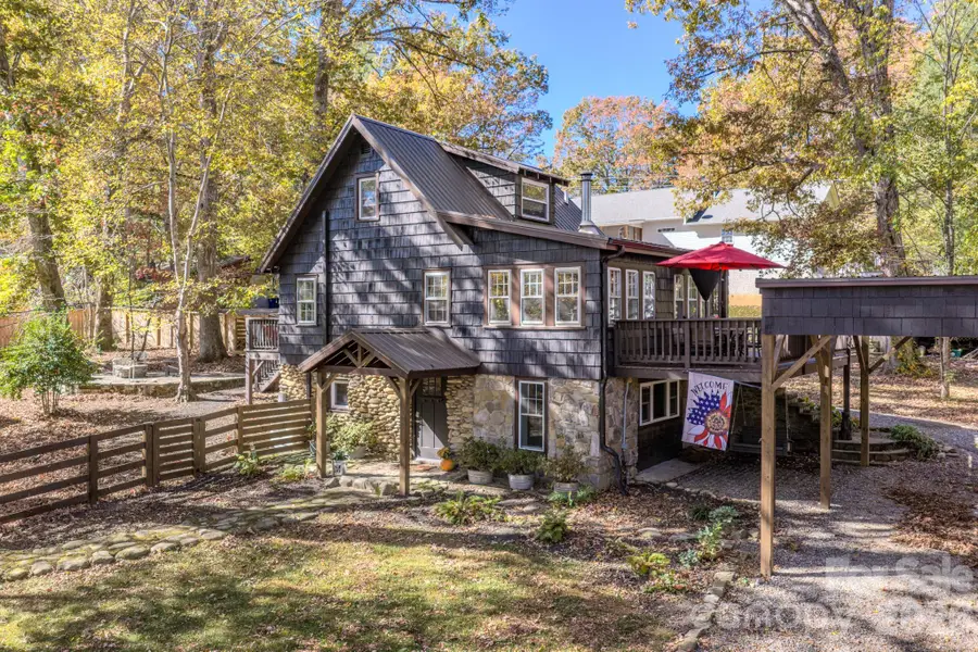 597 Tomahawk Avenue, Black Mountain, NC 28711 - #2