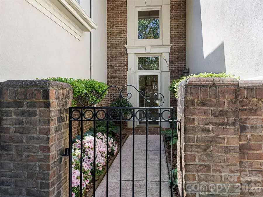 8952 Challis Hill Lane, Charlotte, NC 28226 - #2