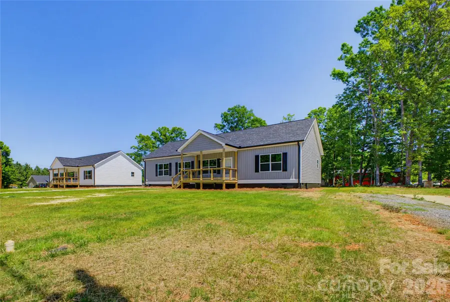109 Sarah Avenue, Newton, NC 28658 - #2