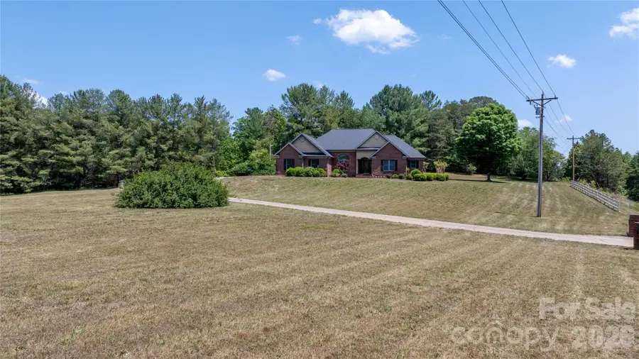 2201 Teague Town Road, Taylorsville, NC 28681 - #2