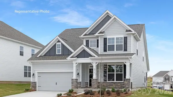 6410 Cherrybark Oak Lane, Huntersville, NC 28078