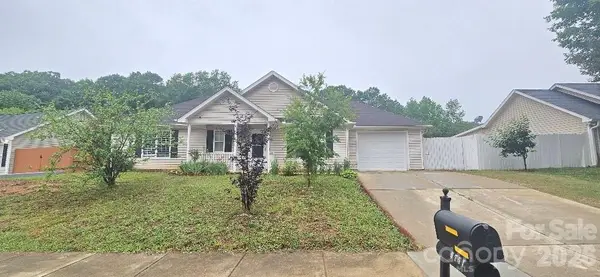 5751 Justins Forest Drive, Charlotte, NC 28212