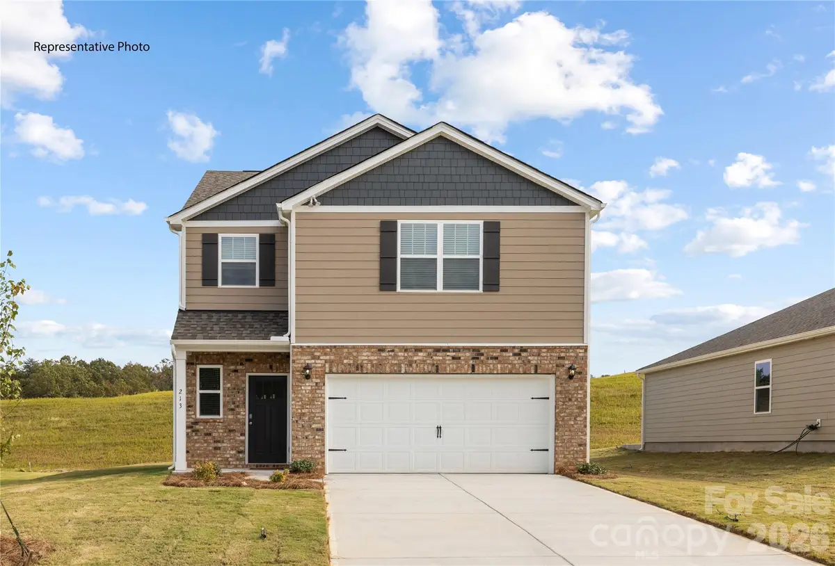 655 13th Avenue Drive Ne, Hickory, NC 28601 - #1