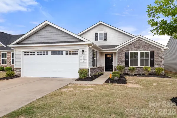 4238 Mackinnon Drive, Charlotte, NC 28214