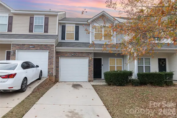 11033 Ardglass Court, Charlotte, NC 28213