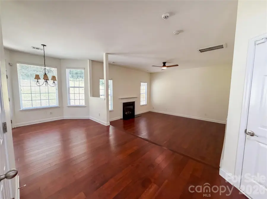 10050 Montrose Drive Nw, Charlotte, NC 28269 - #3