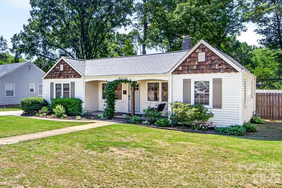 3910 Admiral Avenue, Charlotte, NC 28205 - #2