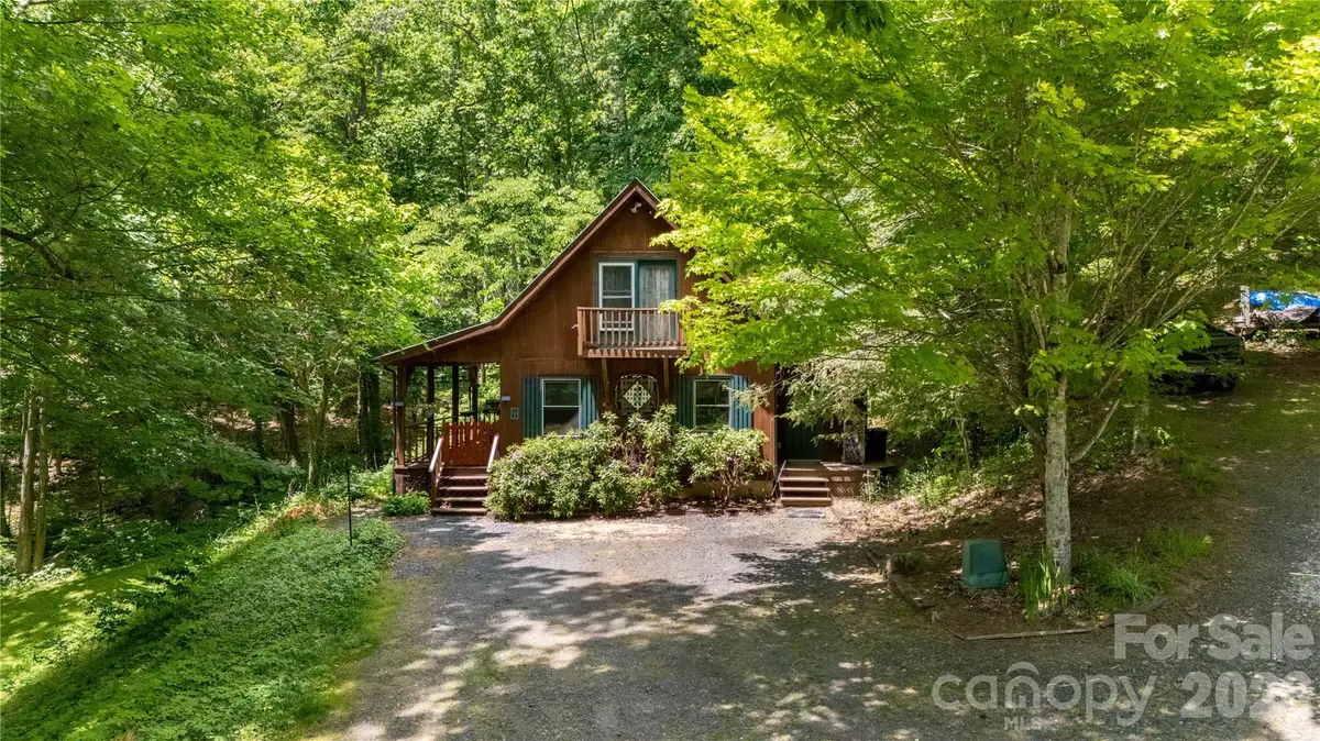 8 Westward Way, Bakersville, NC 28705 - #1