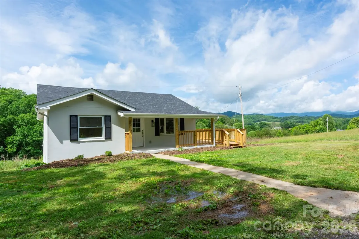 37 King Drive, Leicester, NC 28748 - #1
