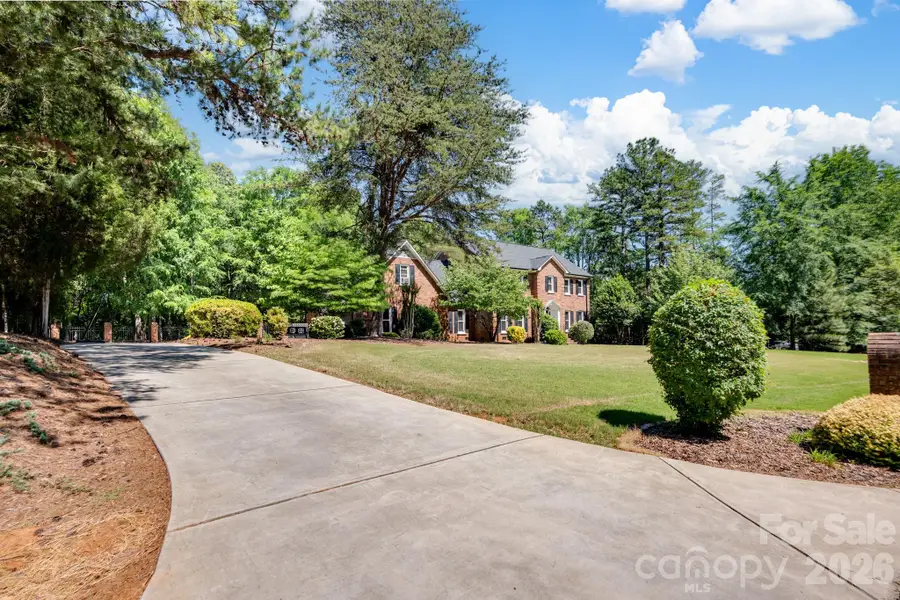 918 Hanover Drive Nw, Concord, NC 28027 - #2