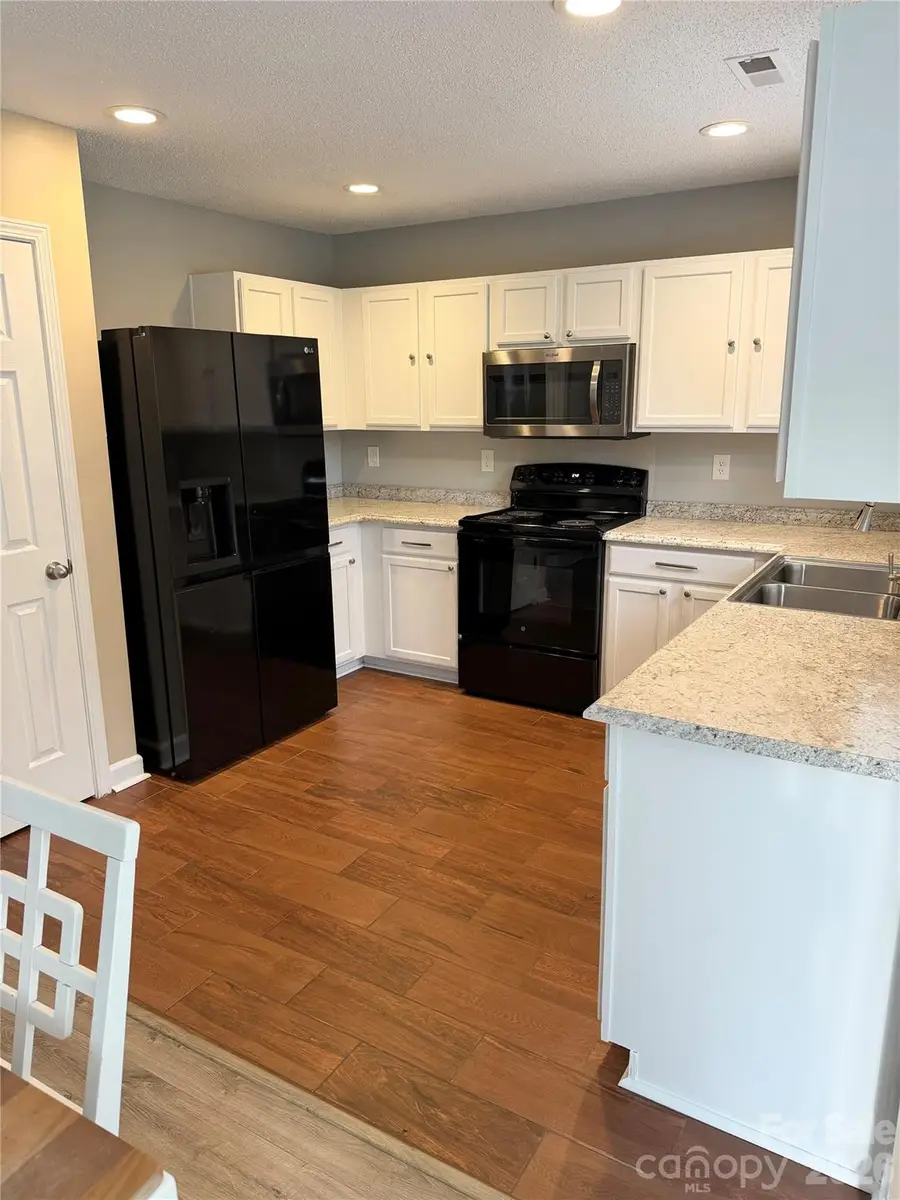9233 Simonton Drive, Charlotte, NC 28269 - #3