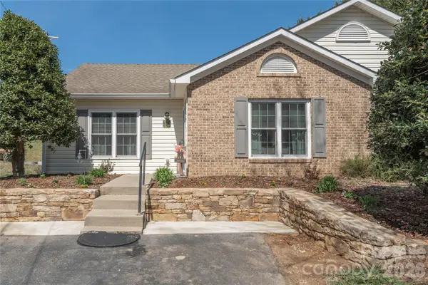 11 Pearl Street #A, Black Mountain, NC 28711