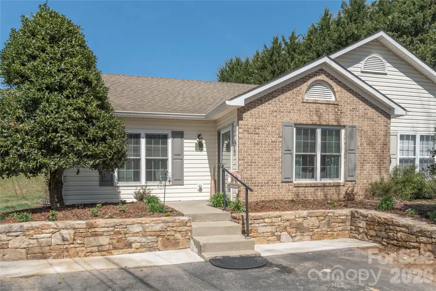 11 Pearl Street #A, Black Mountain, NC 28711 - #2