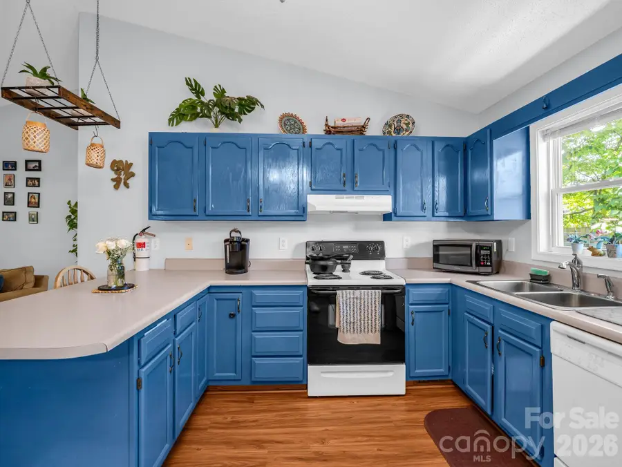 23 Peace Street, Asheville, NC 28806 - #3