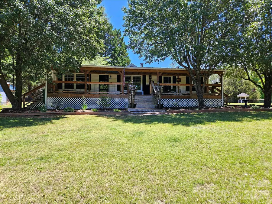 3520 Pea Ridge Road, Morganton, NC 28655 - #2