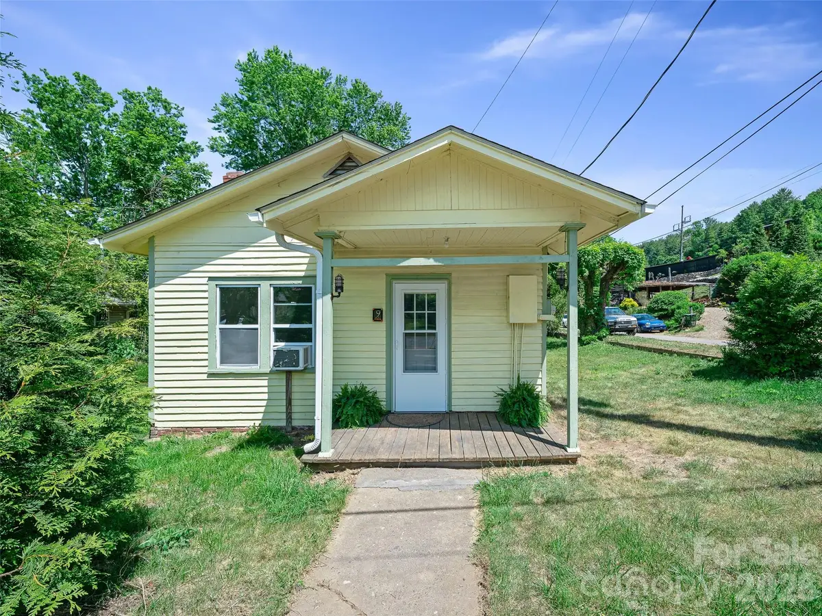 9 Ivy Street, Burnsville, NC 28714 - #1