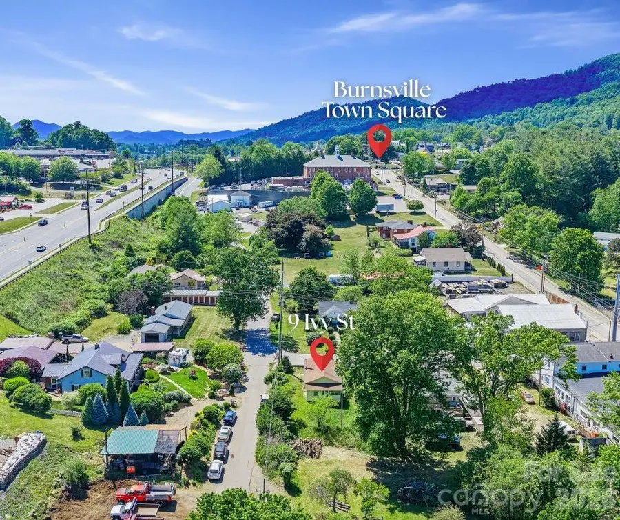 9 Ivy Street, Burnsville, NC 28714 - #2