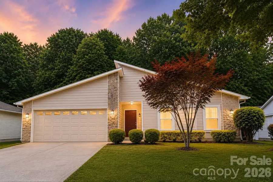 7636 Eastbourne Road, Charlotte, NC 28227 - #2