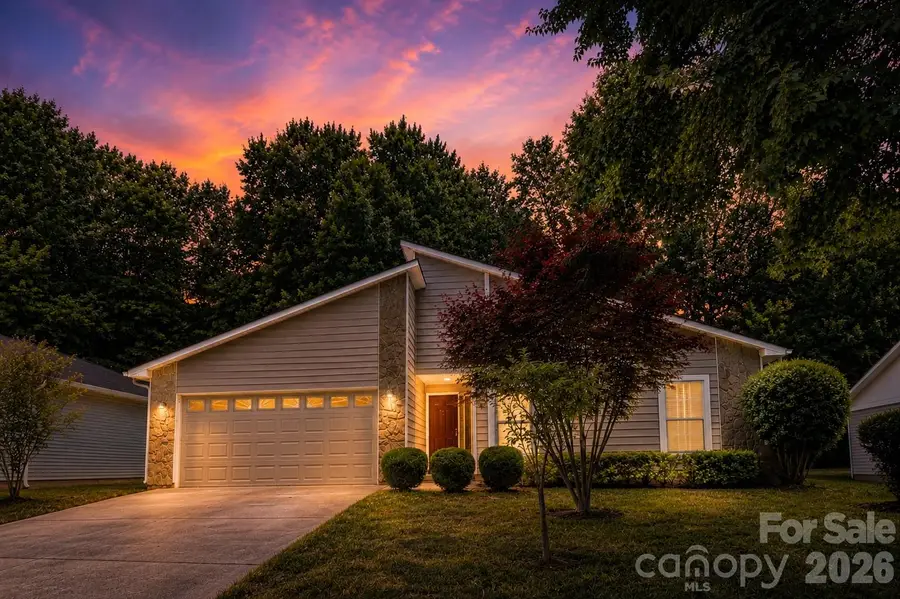 7636 Eastbourne Road, Charlotte, NC 28227 - #3