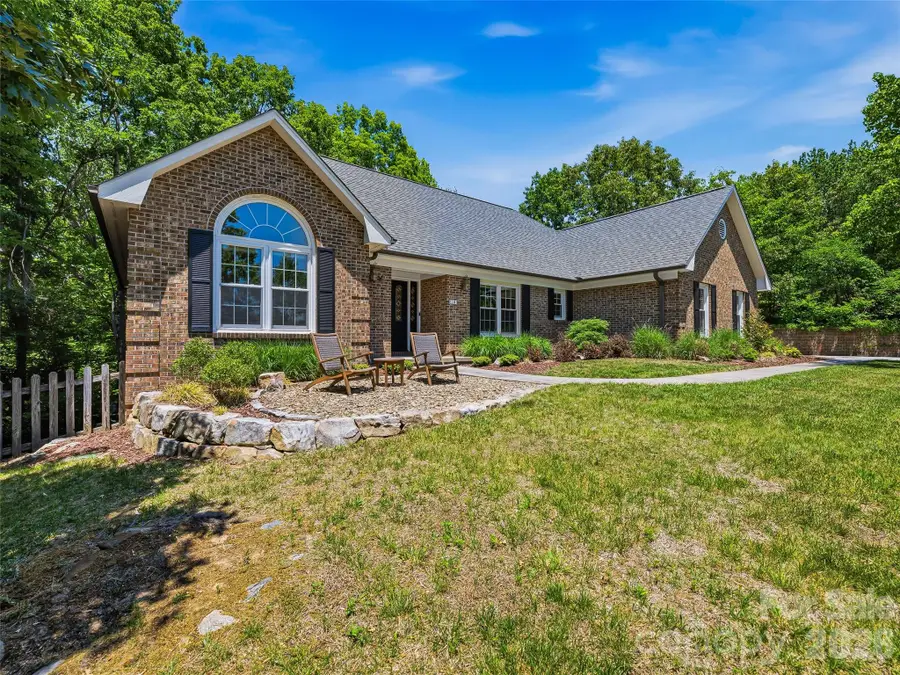 18 High Bluff Drive, Weaverville, NC 28787 - #3