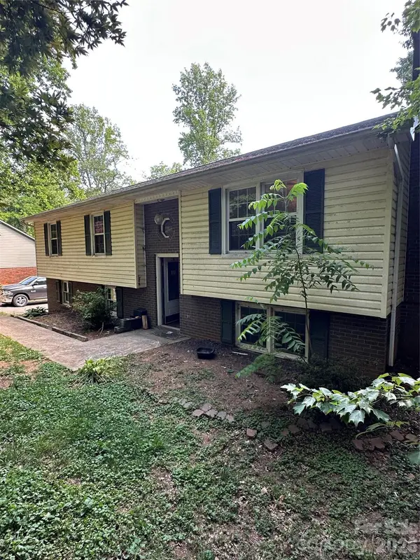 306 New Orleans Boulevard, Morganton, NC 28655
