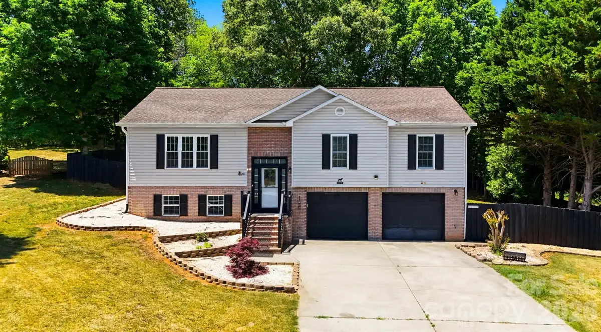 107 Cliffwood Drive, Hudson, NC 28638 - #1