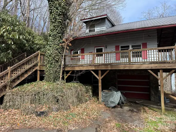 2085 Laurel Road N, Maggie Valley, NC 28751