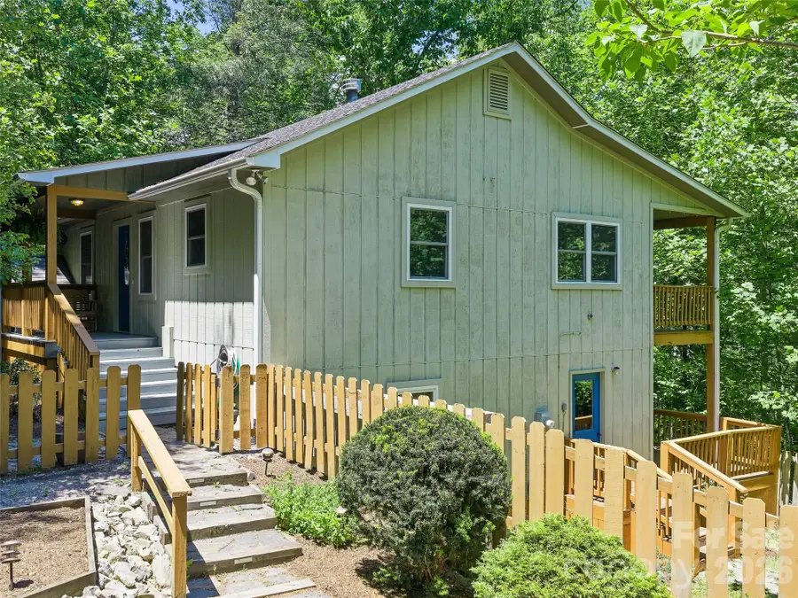142 Wildflower Road, Spruce Pine, NC 28777 - #3