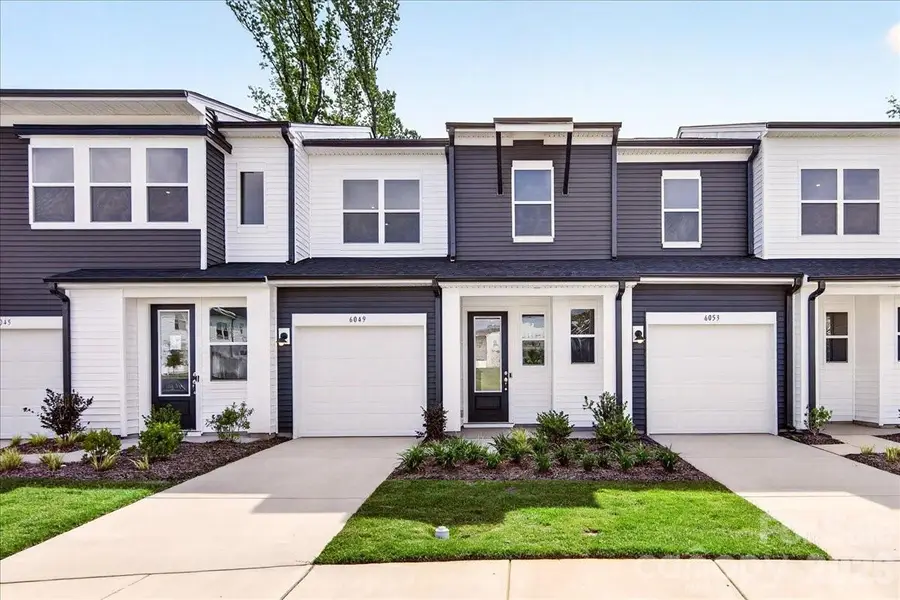 6049 Longar Lane, Charlotte, NC 28269 - #2