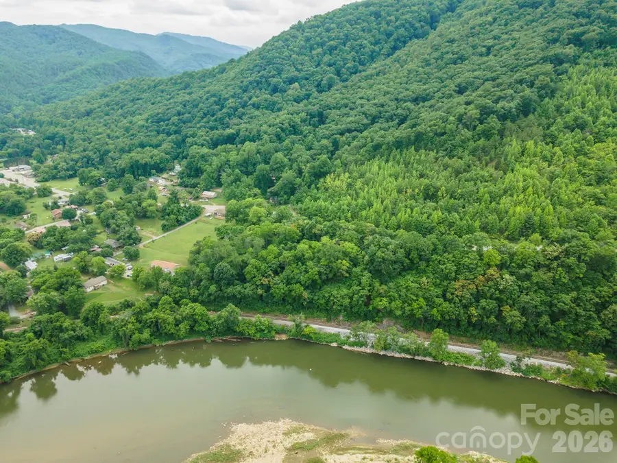 588 Us 25/70 Highway, Hot Springs, NC 28743 - #2