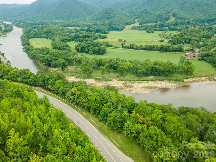 588 Us 25/70 Highway, Hot Springs, NC 28743 - #3