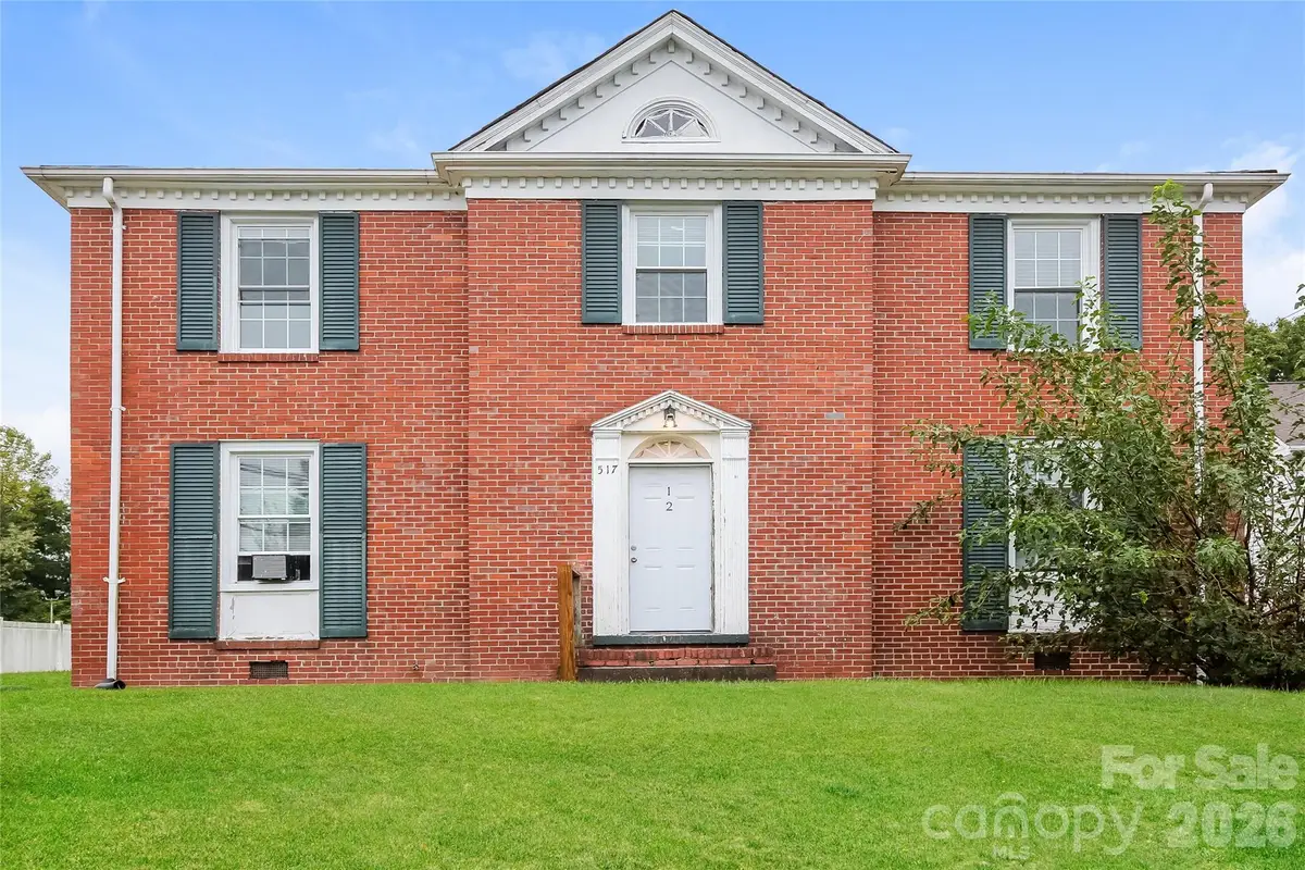 517 Willow Street, Mount Airy, NC 27030 - #1