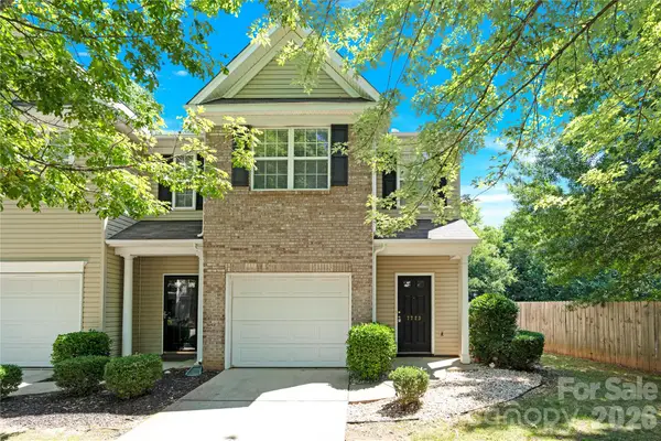 7723 Abigail Glen Drive, Charlotte, NC 28212