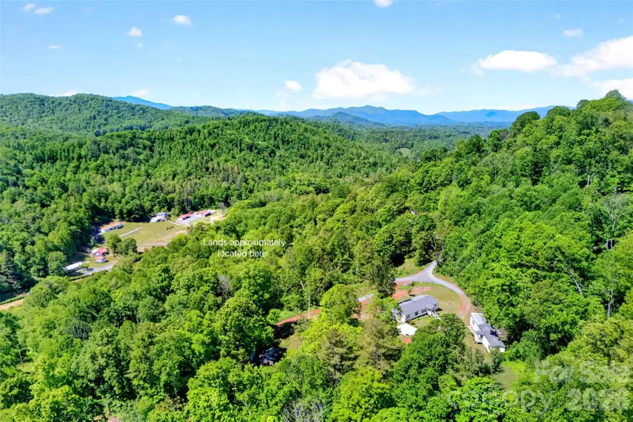 V/L Wolf Crossing, Bakersville, NC 28705 - #3