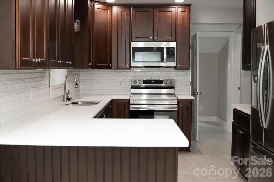 1215 W 4th Avenue, Gastonia, NC 28052 - #3