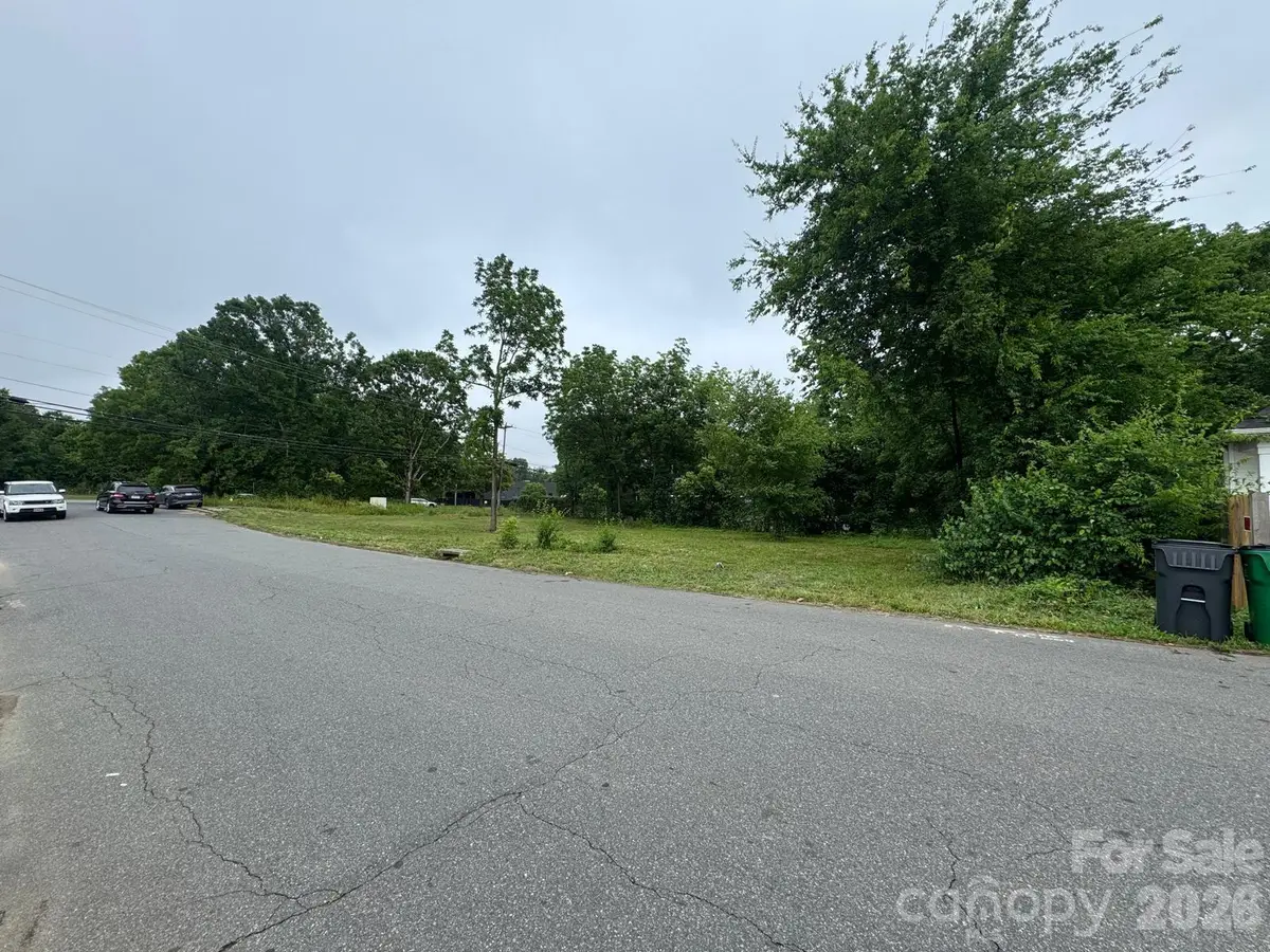 2211 Carmine Street, Charlotte, NC 28206 - #1