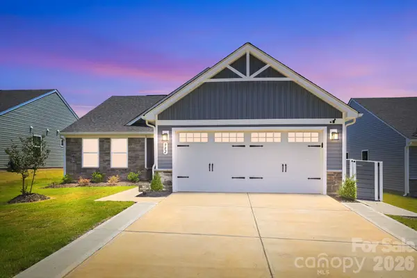 982 Pemberley Street, Lancaster, SC 29720