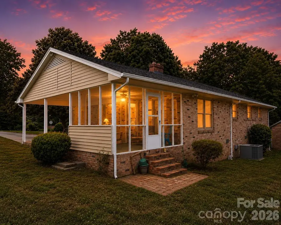 1702 Wildwood Road, Gastonia, NC 28052 - #2