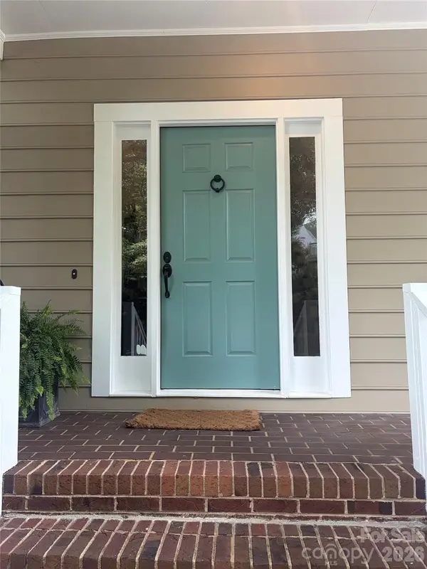 6419 Scarlet Oak Lane, Charlotte, NC 28226