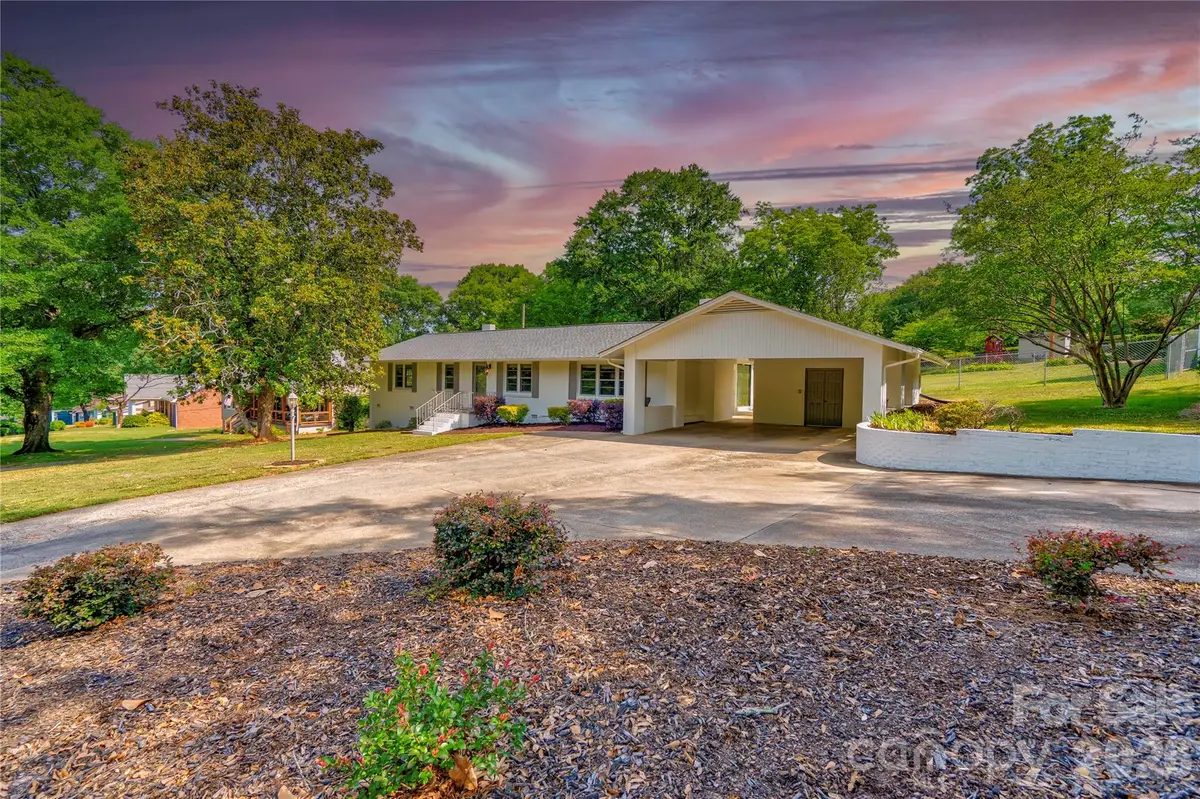 809 Forest Hills Drive, Shelby, NC 28150 - #1
