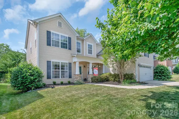 10507 Bere Island Drive, Charlotte, NC 28278