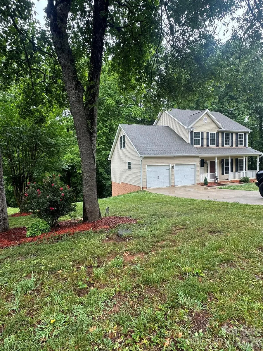 190 Meadow Glen Drive, Troutman, NC 28166 - #2