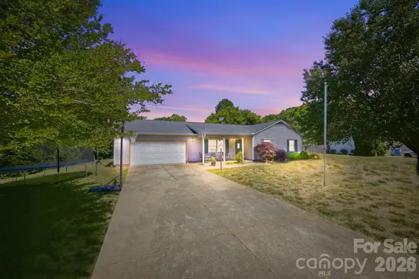 129 Salem Meadow Drive, Statesville, NC 28625